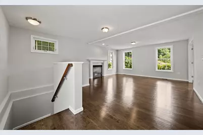 8 Woods Hill Cir, Woburn, MA 01801 - Photo 15