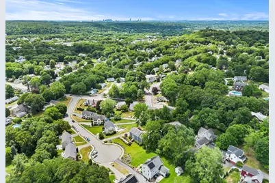 8 Woods Hill Cir, Woburn, MA 01801 - Photo 41