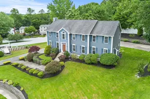 8 Woods Hill Cir, Woburn, MA 01801 - Photo 3