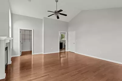 8 Woods Hill Cir, Woburn, MA 01801 - Photo 19