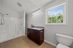 8 Woods Hill Cir, Woburn, MA 01801 - Photo 21