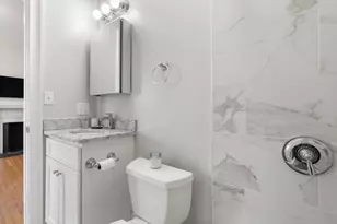 62 W Cedar St, Boston, MA 02114 - Photo 13