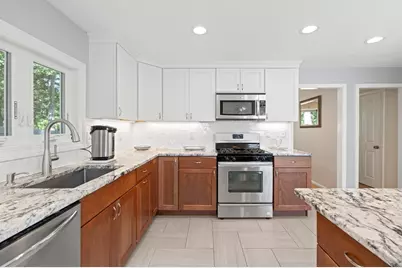 49 W Fountain St, Milford, MA 01757 - Photo 3