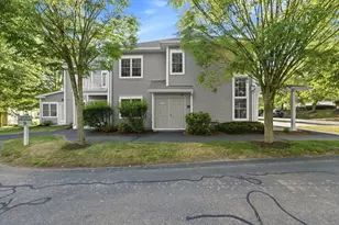 631 East St, Mansfield, MA 02048 - Photo 3
