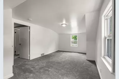 40 Calumet Ave, Worcester, MA 01606 - Photo 19