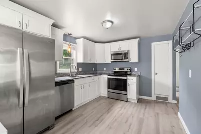 40 Calumet Ave, Worcester, MA 01606 - Photo 11