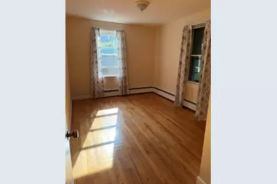 25 Sumner St, North Attleboro, MA 02670 - Photo 9