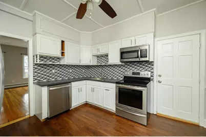 28 Blanchard St, Rockland, MA 02370 - Photo 3