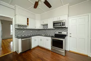 28 Blanchard St, Rockland, MA 02370 - Photo 3