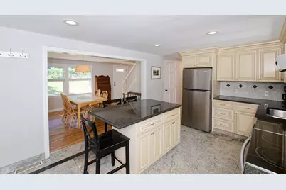 24 Woodland Rd, Uxbridge, MA 01569 - Photo 9