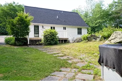 24 Woodland Rd, Uxbridge, MA 01569 - Photo 33
