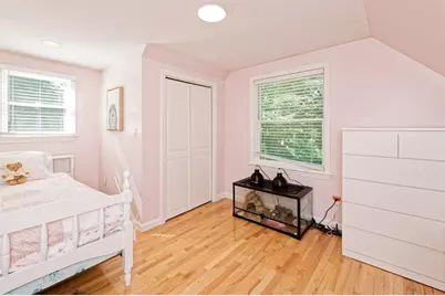 24 Woodland Rd, Uxbridge, MA 01569 - Photo 23