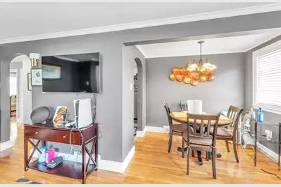 30 Bateman St, Boston, MA 02131 - Photo 13