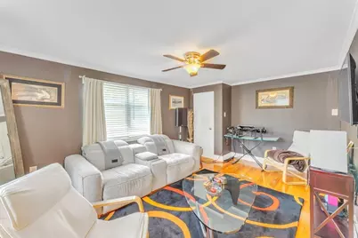 30 Bateman St, Boston, MA 02131 - Photo 9