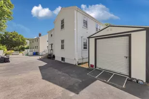30 Bateman St, Boston, MA 02131 - Photo 5