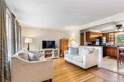 1096 Taunton Ave, Seekonk, MA 02771 - Photo 3
