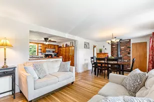1096 Taunton Ave, Seekonk, MA 02771 - Photo 5