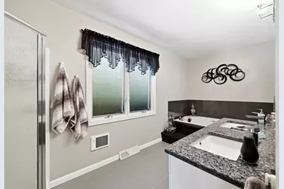 57 Valley View Dr, Ludlow, MA 01056 - Photo 21