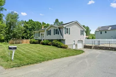 11 Dunkirk Ave, Worcester, MA 01604 - Photo 3