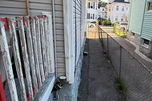 32 Clarkwood St, Boston, MA 02126 - Photo 11