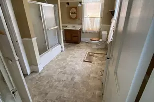 360 Merrimac St, Newburyport, MA 01950 - Photo 25