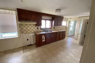 360 Merrimac St, Newburyport, MA 01950 - Photo 13