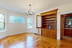 911 Pleasant St, Worcester, MA 01602 - Photo 13