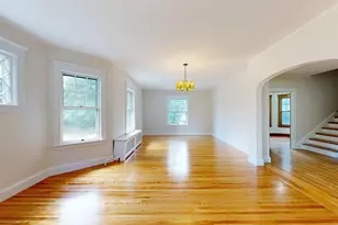 911 Pleasant St, Worcester, MA 01602 - Photo 27