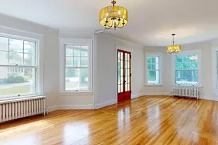 911 Pleasant St, Worcester, MA 01602 - Photo 11