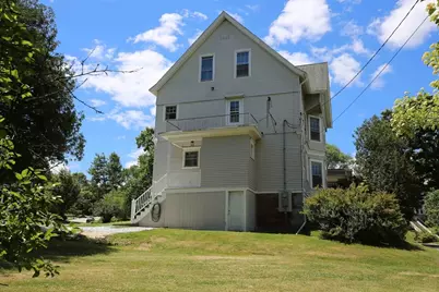 911 Pleasant St, Worcester, MA 01602 - Photo 41