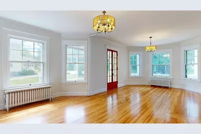 911 Pleasant St, Worcester, MA 01602 - Photo 21