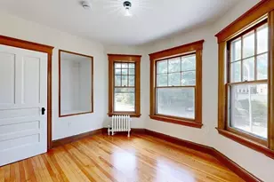 911 Pleasant St, Worcester, MA 01602 - Photo 31