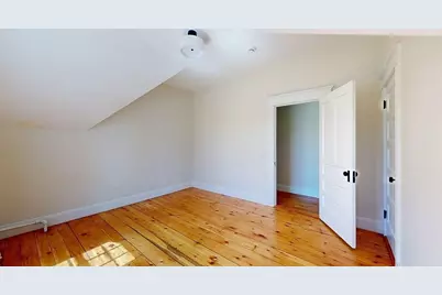 911 Pleasant St, Worcester, MA 01602 - Photo 35