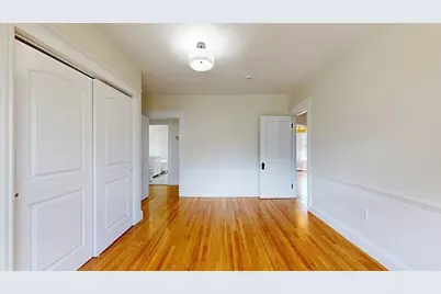 911 Pleasant St, Worcester, MA 01602 - Photo 29