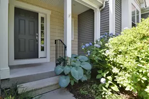 204 Sandtrap Court, Northbridge, MA 01534 - Photo 3