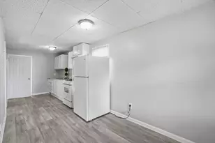 540 Armory St, Springfield, MA 01104 - Photo 11