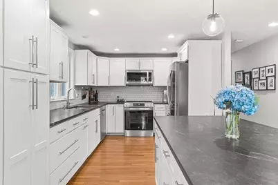 11 Carriage Lane, Winchester, MA 01890 - Photo 17