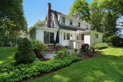 200 Harvard Cir, Newton, MA 02460 - Photo 23