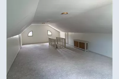 60 Rencelau St, Springfield, MA 01118 - Photo 19