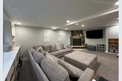 48 Juniper St, Billerica, MA 01821 - Photo 19