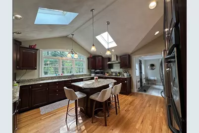 48 Juniper St, Billerica, MA 01821 - Photo 3
