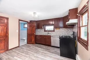 62 Butler St, Salem, MA 01970 - Photo 7