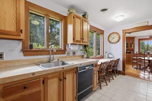 58 Lois St, Haverhill, MA 01830 - Photo 9