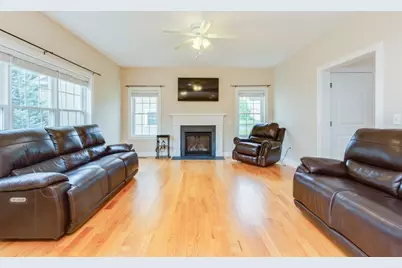 38 Folger Ave, Beverly, MA 01915 - Photo 21