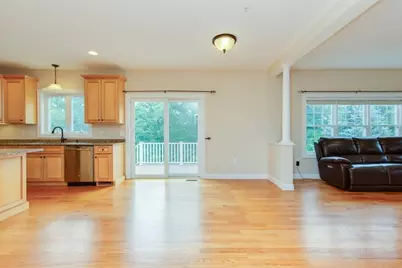 38 Folger Ave, Beverly, MA 01915 - Photo 17