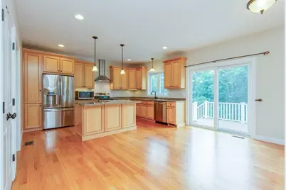38 Folger Ave, Beverly, MA 01915 - Photo 13