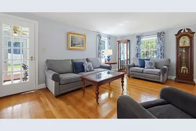 33 Crossman Ave, Attleboro, MA 02703 - Photo 7