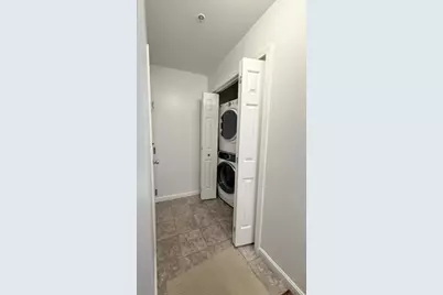 75 Walnut St #207, Peabody, MA 01960 - Photo 3