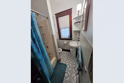 52 Maple St, Northampton, MA 01062 - Photo 11