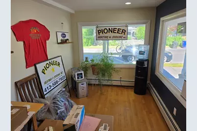 52 Maple St, Northampton, MA 01062 - Photo 5